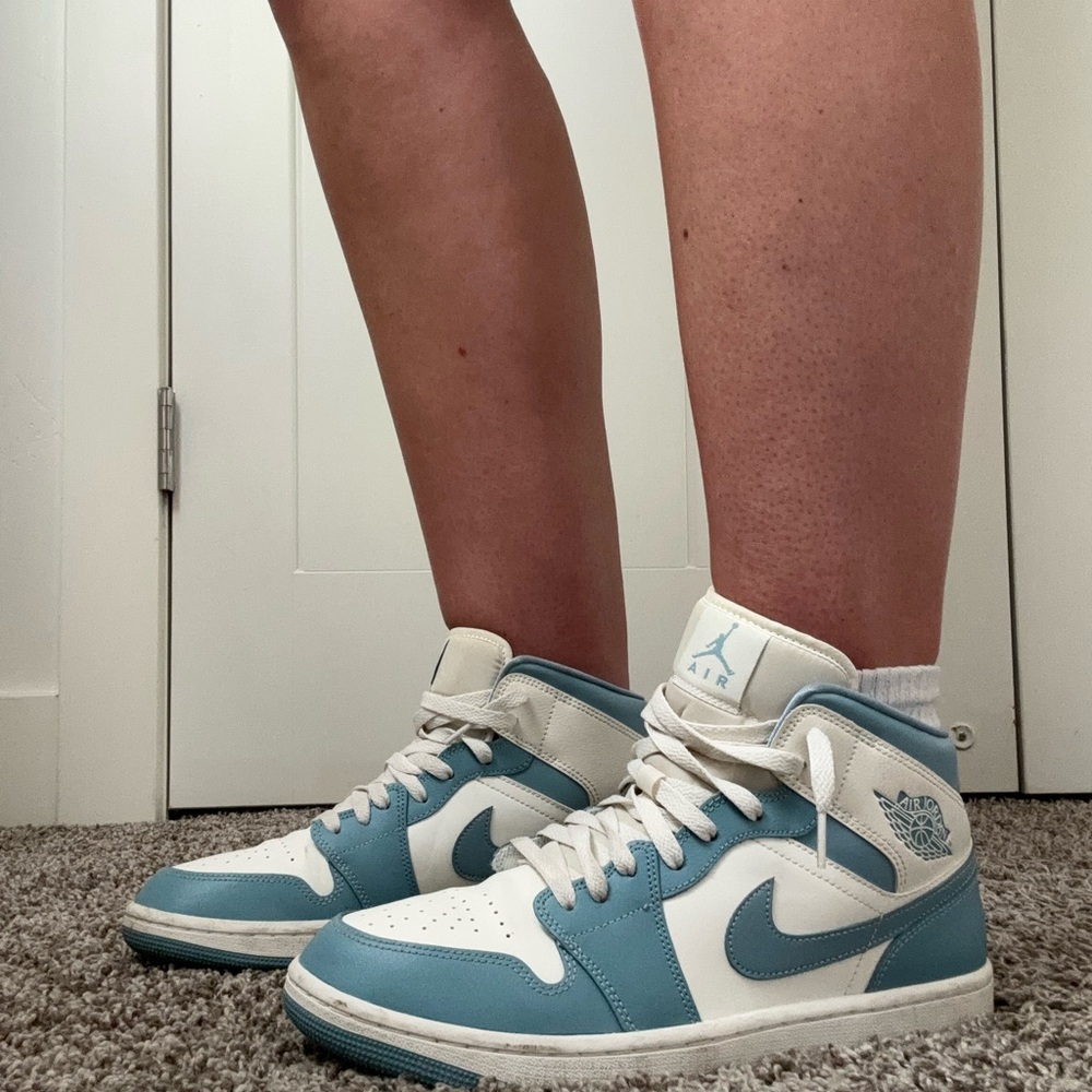 Nike Jordan 1 Mid Women's Blue and White Sneakers